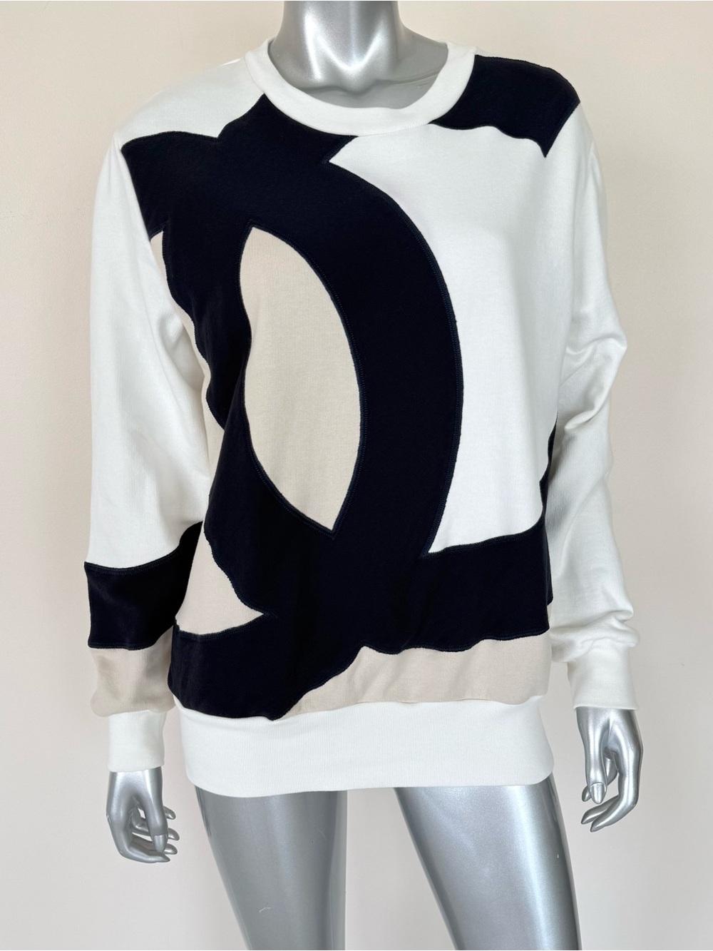 CHANEL CC interlocking women cotton  sweatshirt size 44 FR or XL Authentic